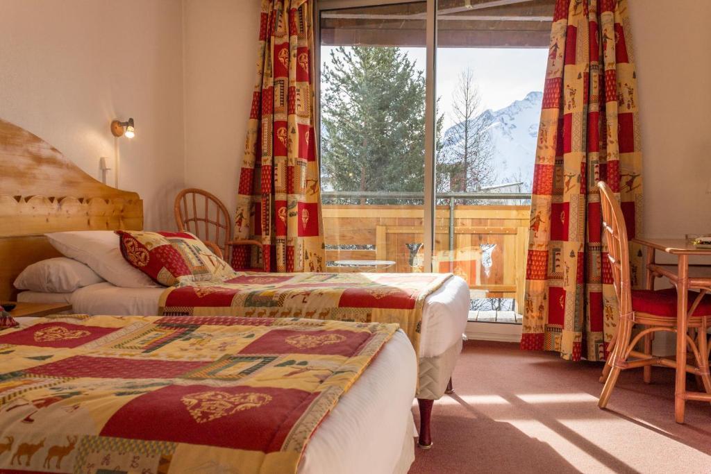 Hotel Adret Les Deux Alpes Pokoj fotografie