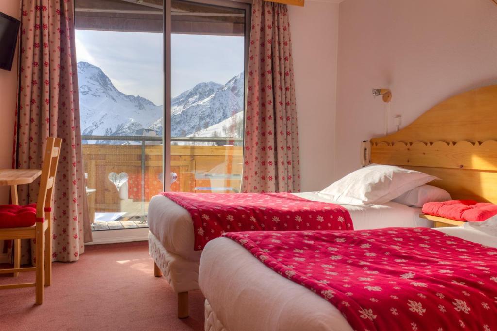 Hotel Adret Les Deux Alpes Pokoj fotografie